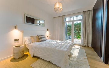 Property slide 39
