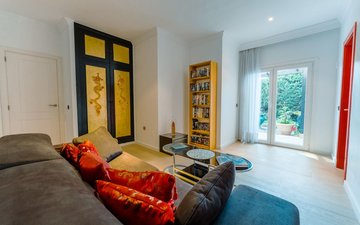 Property slide 46