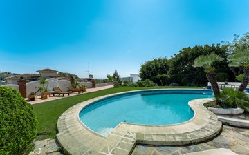 Property slide 49
