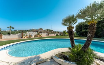 Property slide 50