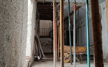 Property slide 10