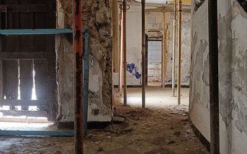 Property slide 14