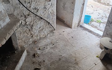 Property slide 16
