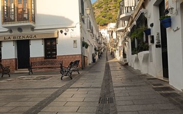 Property slide 4