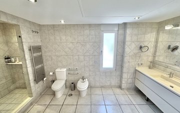 Property slide 22