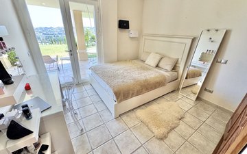 Property slide 25