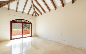 Property slide 18
