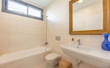 Property slide 41