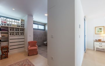 Property slide 46