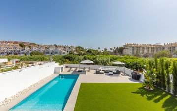 Property slide 61