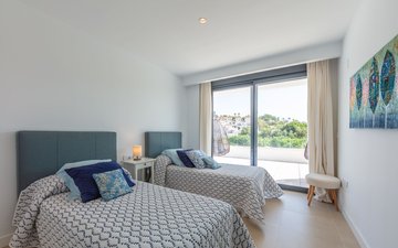 Property slide 64