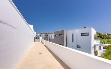 Property slide 68