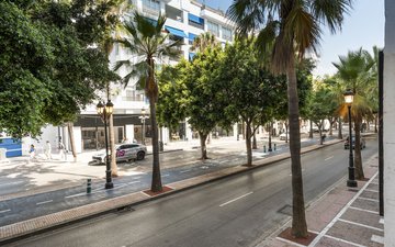 Property slide 18