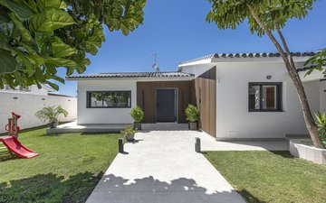 Property slide 4
