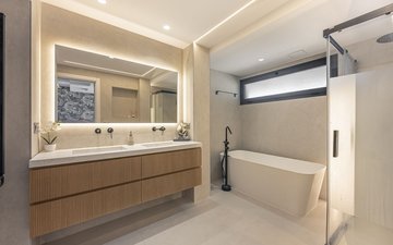 Property slide 40