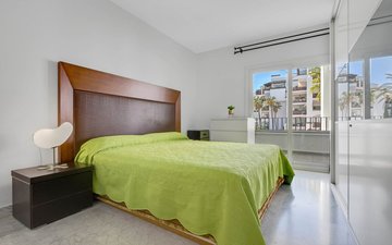 Property slide 10