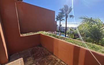 Property slide 32