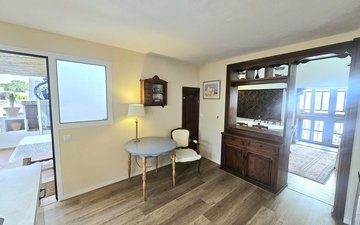 Property slide 19