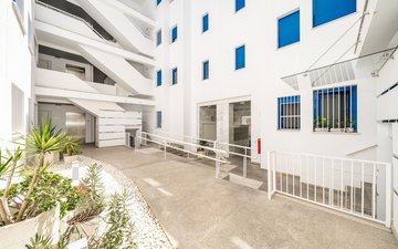 Property slide 19