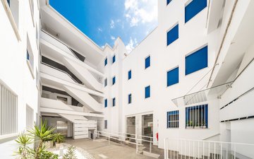 Property slide 20