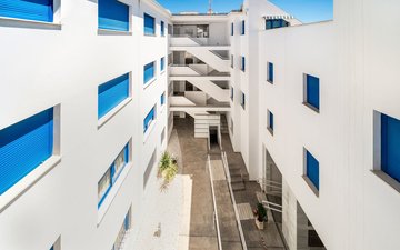 Property slide 21