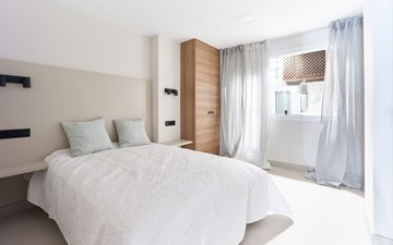 Property slide 16