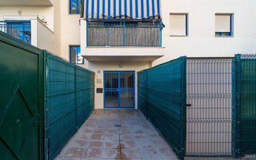 Property slide 52