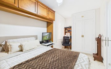 Property slide 10