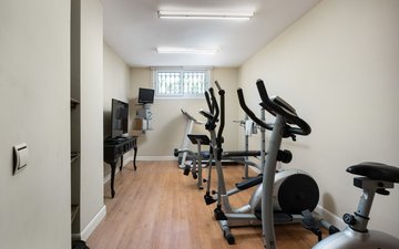Property slide 29