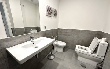 Property slide 18