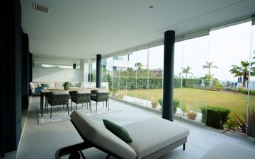 Property slide 10