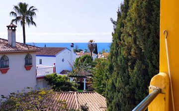 Property slide 11