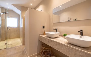 Property slide 22