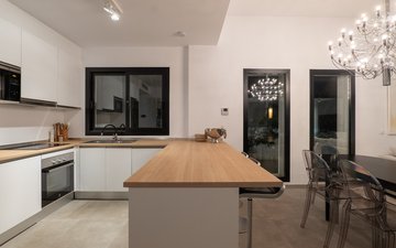 Property slide 25
