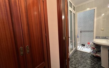 Property slide 106