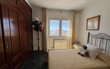 Property slide 121