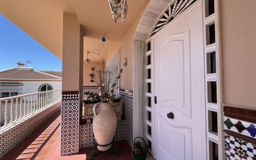 Property slide 16