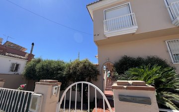 Property slide 40