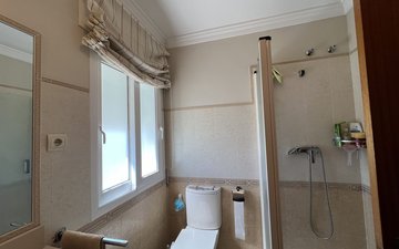 Property slide 66