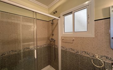 Property slide 84