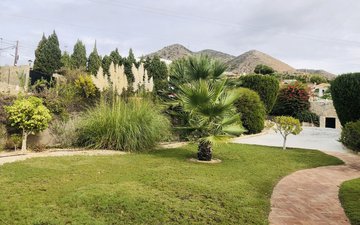 Property slide 17