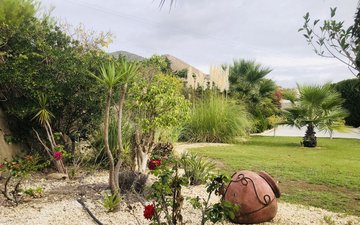 Property slide 18