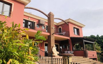 Property slide 19