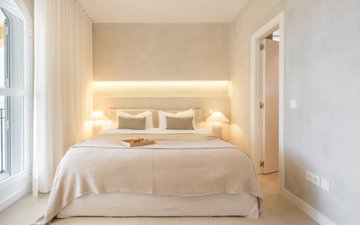 Property slide 16