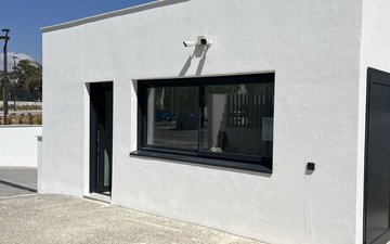 Property slide 75