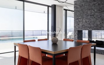 Property slide 20