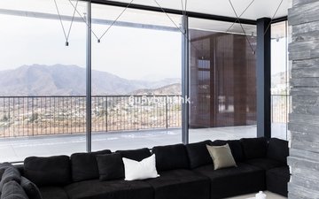 Property slide 25