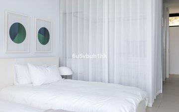 Property slide 32