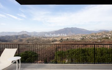 Property slide 44