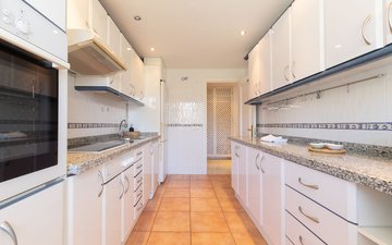 Property slide 20